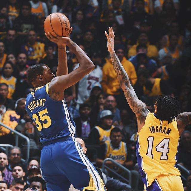 体育2022年01月31日《体育新闻》完整版